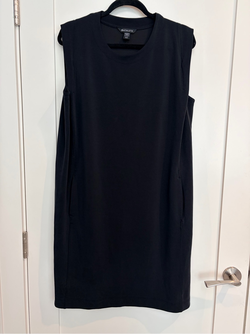 Athleta SeaSoft™ Black Sleeveless Shift Dress with Pockets | Large Tall